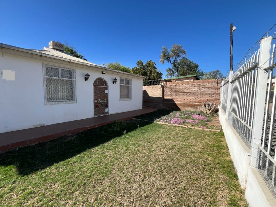 3 Bedroom Property for Sale in Die Rand Northern Cape